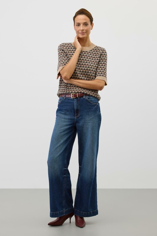 ������� ���